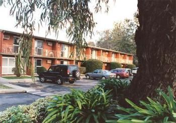 Golf Club Motel